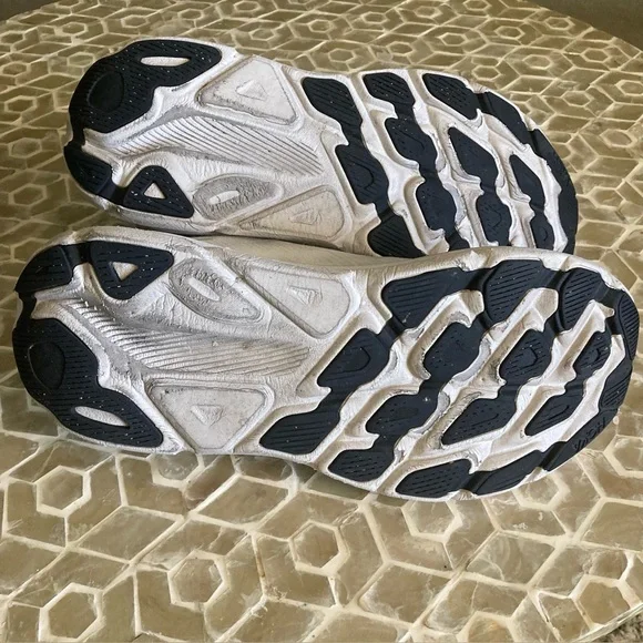 Hoka Mens Clifton 9 Men’s Running Shoe in Nimbus Cloud/Steel Wool (10.5) - Picture 5 of 11